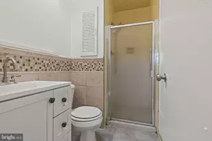 1203 Fenwick Pl, Philadelphia, PA 19115 - Photo 16