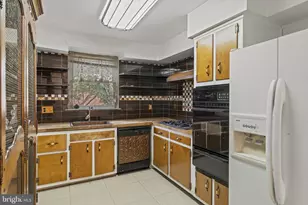 1203 Fenwick Pl, Philadelphia, PA 19115 - Photo 8