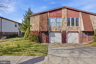 10232 Rubin Lane, Philadelphia, PA 19116 - Photo 2