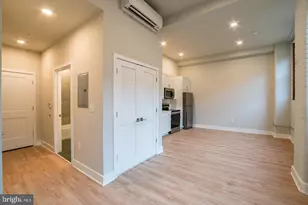 1300 S 19th St, Philadelphia, PA 19146 - Photo 8