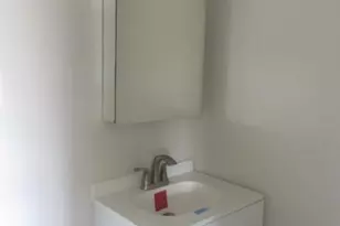 651 N 44th St, Philadelphia, PA 19104 - Photo 10