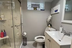 805 Griffith St, Philadelphia, PA 19111 - Photo 16