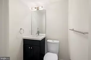 806 N 2nd St, Philadelphia, PA 19123 - Photo 14