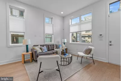 336 Potts Street, Philadelphia, PA 19123 - Photo 2