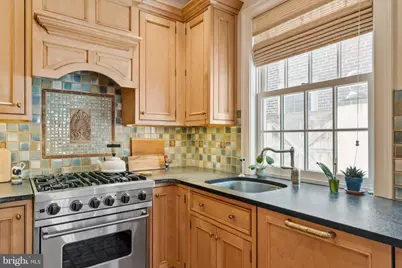 228 Spruce Street, Philadelphia, PA 19106 - Photo 10