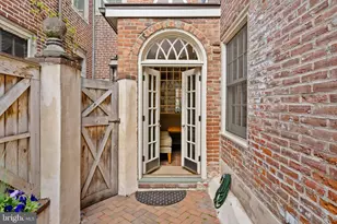 228 Spruce St, Philadelphia, PA 19106 - Photo 14