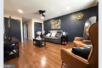 3628 Genesee Drive, Philadelphia, PA 19154 - Photo 2