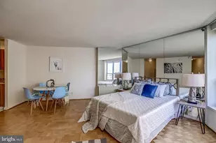 224 W Rittenhouse Square, Philadelphia, PA 19103 - Photo 2