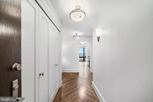 2018 Walnut St, Philadelphia, PA 19103 - Photo 2