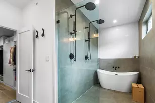 1322 Rodman St, Philadelphia, PA 19147 - Photo 24