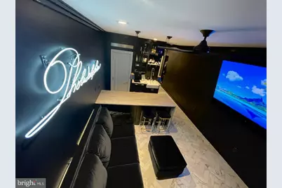 1324 Locust #429, Philadelphia, PA 19107 - Photo 2