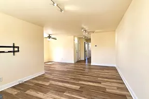 2806 Ryerson Pl, Philadelphia, PA 19114 - Photo 4