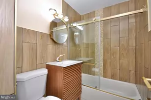 4243 Elsinore St, Philadelphia, PA 19124 - Photo 4