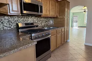 6750 Hegerman St, Philadelphia, PA 19135 - Photo 10