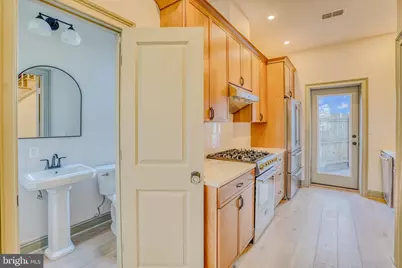 2424 E Norris Street, Philadelphia, PA 19125 - Photo 8