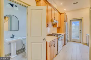 2424 E Norris St, Philadelphia, PA 19125 - Photo 8