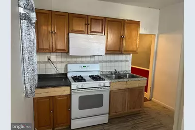 6925 Forrest Avenue, Philadelphia, PA 19138 - Photo 4