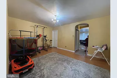 2733 Solly Avenue, Philadelphia, PA 19152 - Photo 4