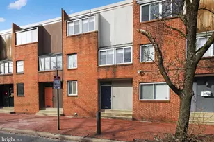 711 Lombard St, Philadelphia, PA 19147 - Photo 2