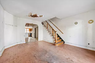 4839 N Hutchinson St, Philadelphia, PA 19141 - Photo 2