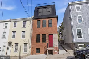 222 Hermitage St, Philadelphia, PA 19127 - Photo 2