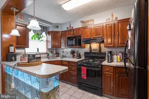 3330 Oakmont St, Philadelphia, PA 19136 - Photo 16