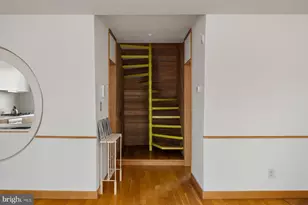 307 S Chadwick St, Philadelphia, PA 19103 - Photo 36