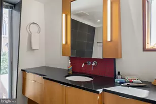 307 S Chadwick St, Philadelphia, PA 19103 - Photo 52