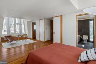 307 S Chadwick St, Philadelphia, PA 19103 - Photo 48