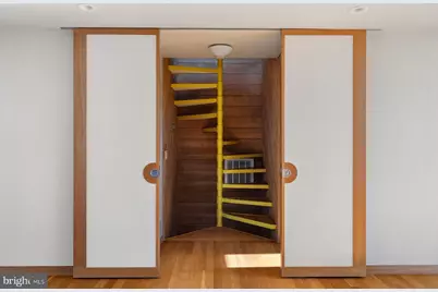 307 S Chadwick Street, Philadelphia, PA 19103 - Photo 38