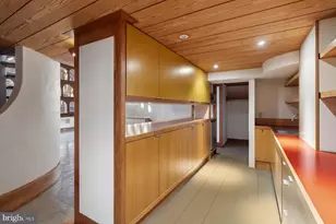 307 S Chadwick St, Philadelphia, PA 19103 - Photo 18