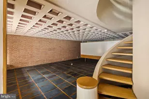 307 S Chadwick St, Philadelphia, PA 19103 - Photo 8