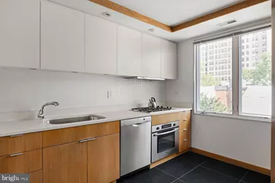 307 S Chadwick Street, Philadelphia, PA 19103 - Photo 38