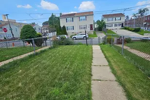 1204 E Mt Airy Ave, Philadelphia, PA 19150 - Photo 2