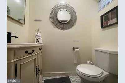 2343 Fernon Street, Philadelphia, PA 19145 - Photo 10