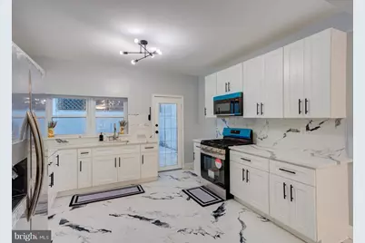 2226 Sepviva Street, Philadelphia, PA 19125 - Photo 4