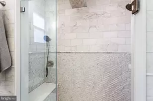 869 N 27th St, Philadelphia, PA 19130 - Photo 22