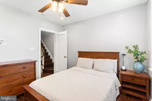 869 N 27th St, Philadelphia, PA 19130 - Photo 20