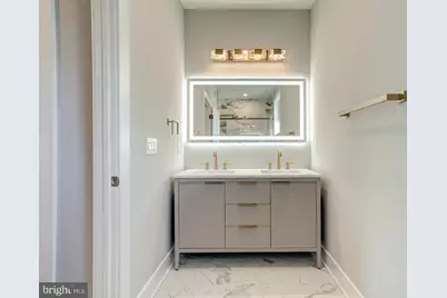 1943 N Leithgow Street, Philadelphia, PA 19122 - Photo 20