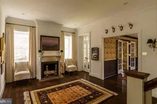 319 W Mermaid Ln, Philadelphia, PA 19118 - Photo 6