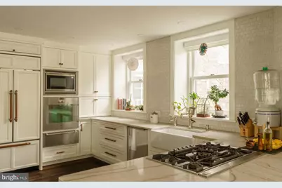 319 W Mermaid Lane, Philadelphia, PA 19118 - Photo 20