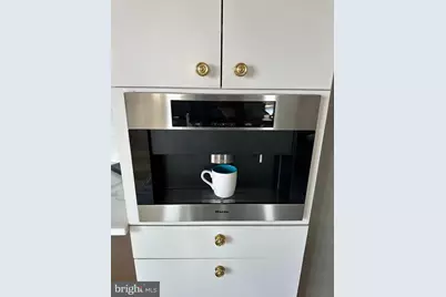 1101 Locust Street #7F, Philadelphia, PA 19107 - Photo 16