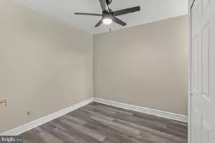 2440 Carpenter St, Philadelphia, PA 19146 - Photo 8