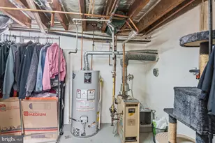 729 Chandler St, Philadelphia, PA 19111 - Photo 32