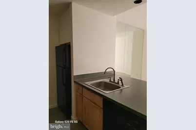 1601 Spring Garden Street #402, Philadelphia, PA 19130 - Photo 4