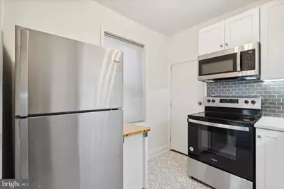 2431 W Seybert Street, Philadelphia, PA 19121 - Photo 8