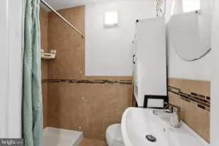 2256 N Van Pelt St, Philadelphia, PA 19132 - Photo 24