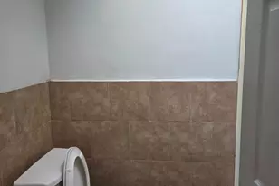 2037 Napfle St, Philadelphia, PA 19152 - Photo 8