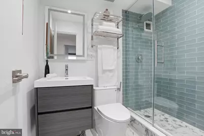 200 Locust Street #29FN, Philadelphia, PA 19106 - Photo 14