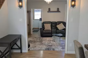 317 St Vincent St, Philadelphia, PA 19111 - Photo 4